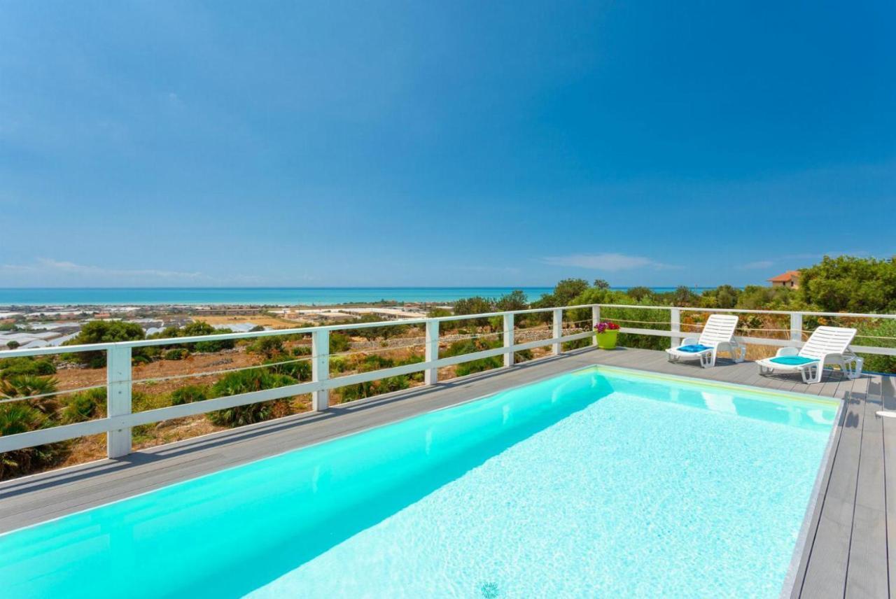 Villa Renzo Scicli Exteriör bild